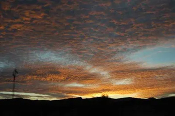 2009101227Cloud3.jpg